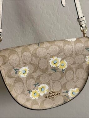 Coach Tan Signature Daisy Half-Moon Crossbody with Cream Strap
